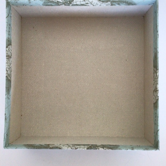 WORLD TRAVELER NESTING STORAGE BOXES SET OF THREE - Picture 10 of 14